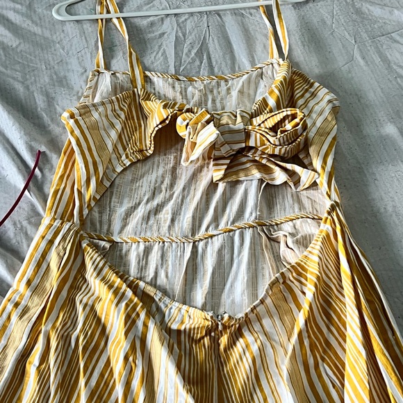 Romper - Picture 2 of 3